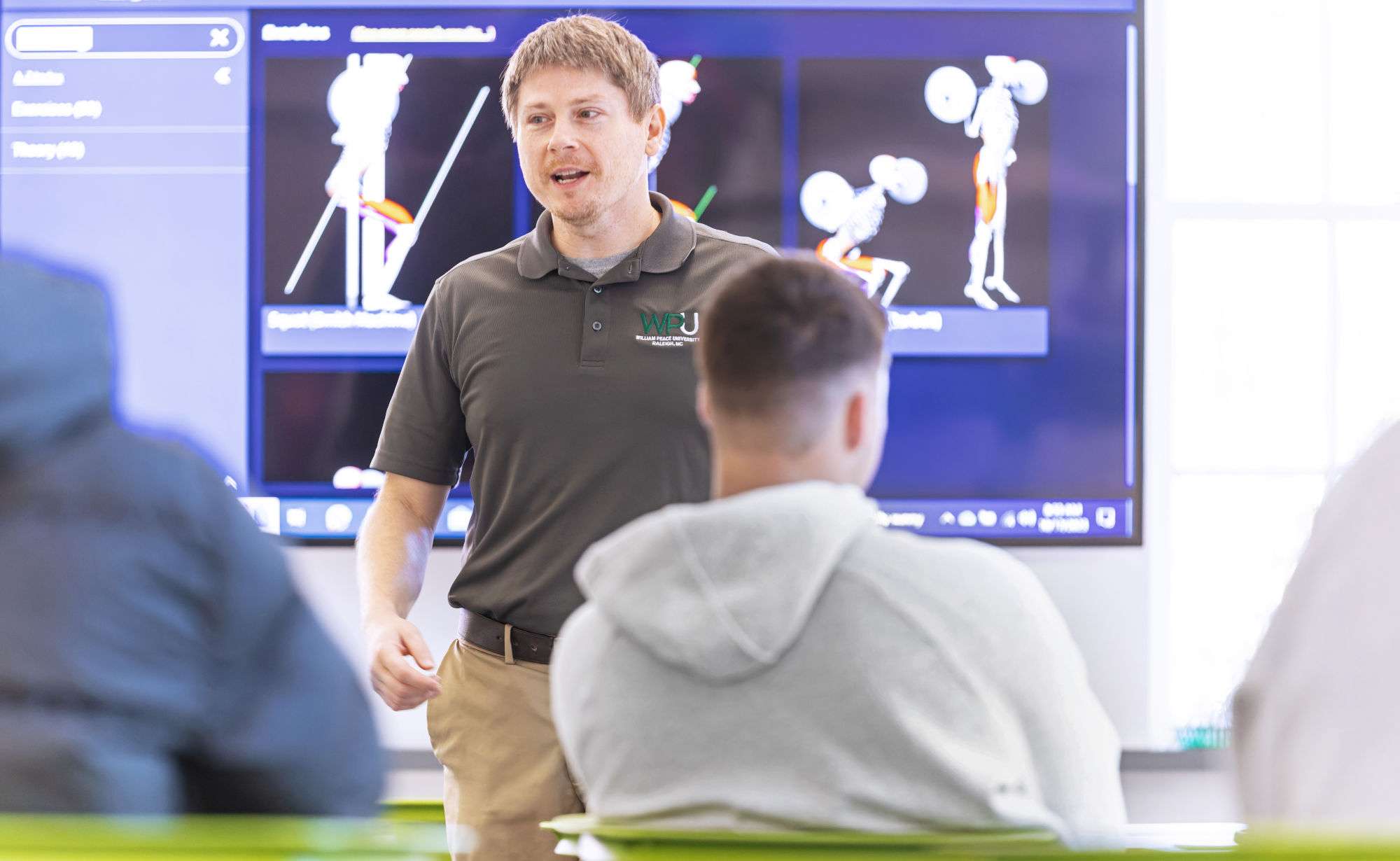 Assistant Professor of Exercise and Sport Science Steven Capehart teaches a kinesiology class.